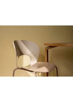 Ø Chair