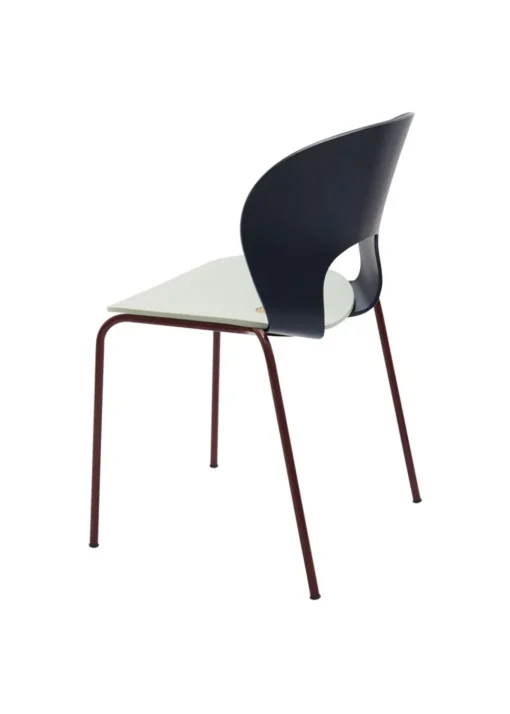 Ø Chair
