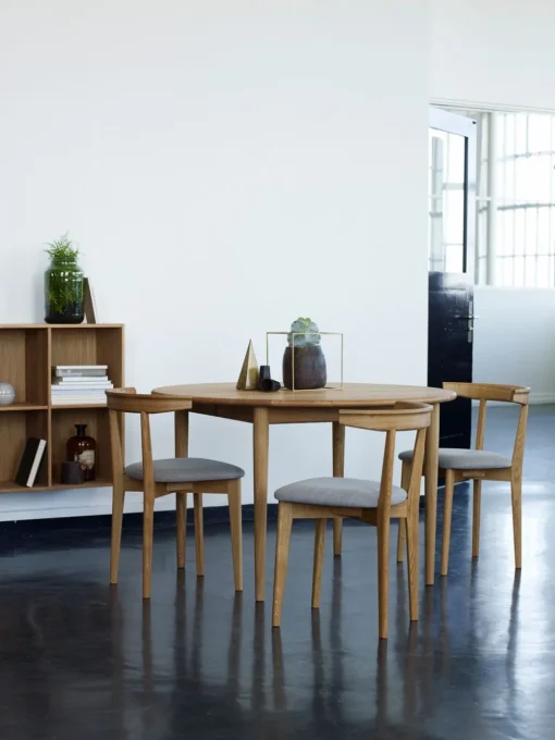 800 Dining Table