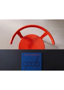 8000 Series Chair
