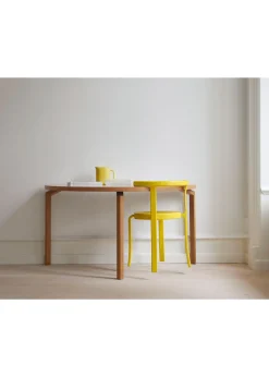 8000 Series Chair