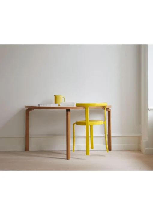 8000 Series Chair