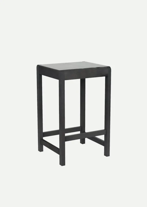 01 stool