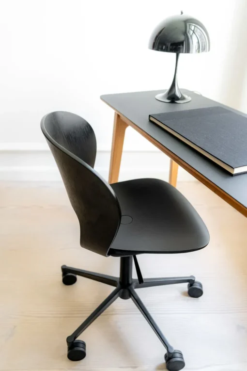 Ø Swivel Chair by Øivind Slaatto