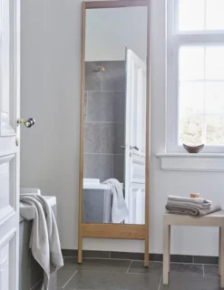 A line Mirror