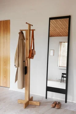 A line Mirror