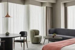 Accent Oval Lounge Table