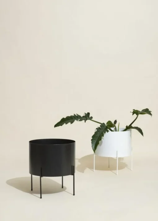 Airy Planter