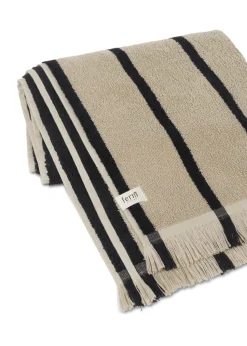 Alee Towel