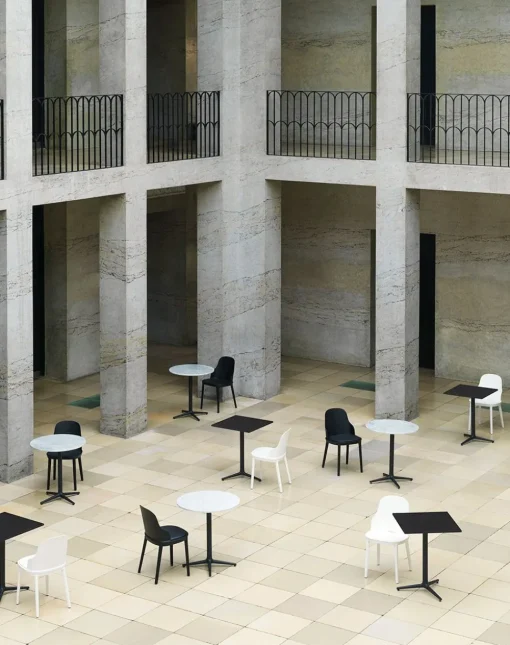 Allez Table 4L 70x70 - Marble