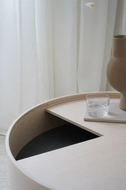 Arc Side and Coffee Table