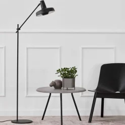 Arigato floor lamp