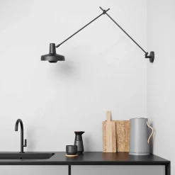Arigato wall lamp