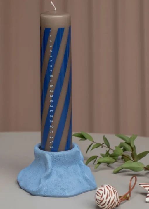 ART PIECE Lava Candleholder