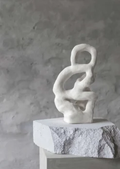 ART PIECE Sculpture