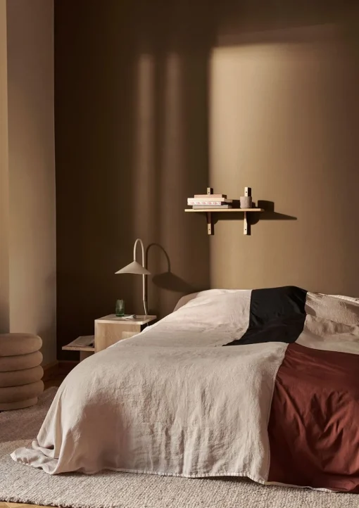 Arum Wall Lamp / Swivel
