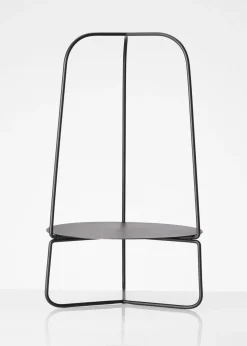 Auku flower stand