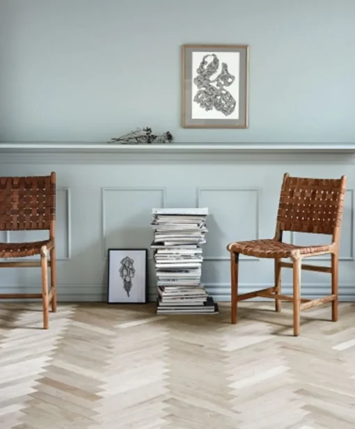 AYA dinner chair
