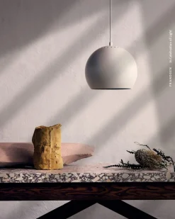 Ball Pendant - Ø25