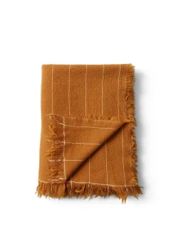 Battus Throw