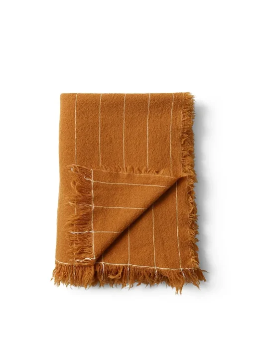 Battus Throw