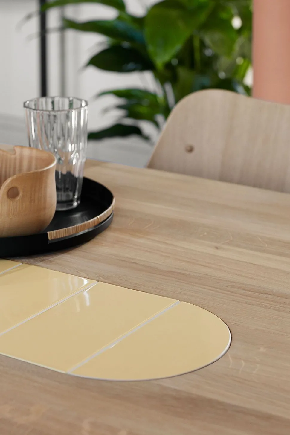 Be My Guest / Dining Table