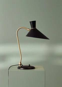 Bloom / Table Lamp