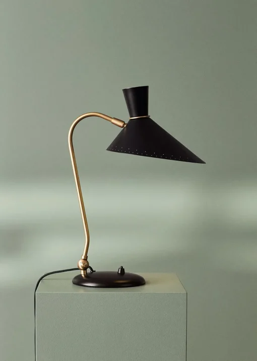 Bloom / Table Lamp