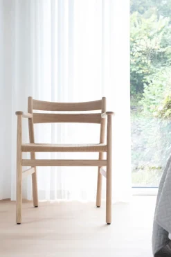 BM2 Armchair