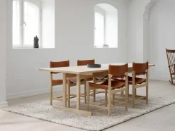 BM86 Mogensen Table 6286 by Børge Mogensen