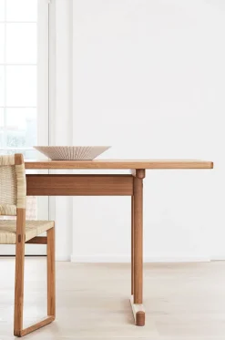 BM86 Mogensen Table 6286 by Børge Mogensen