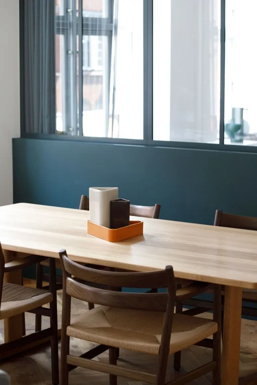 BM Shaker Table