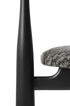 BUKOWSKI CHAIR