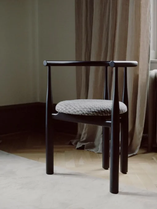 BUKOWSKI CHAIR