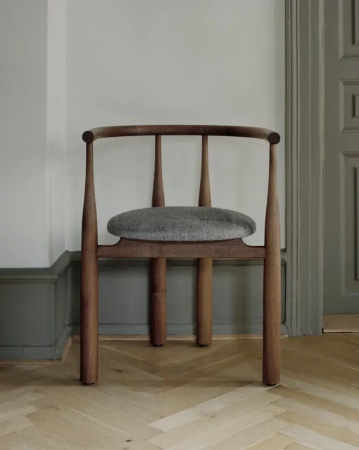 BUKOWSKI CHAIR