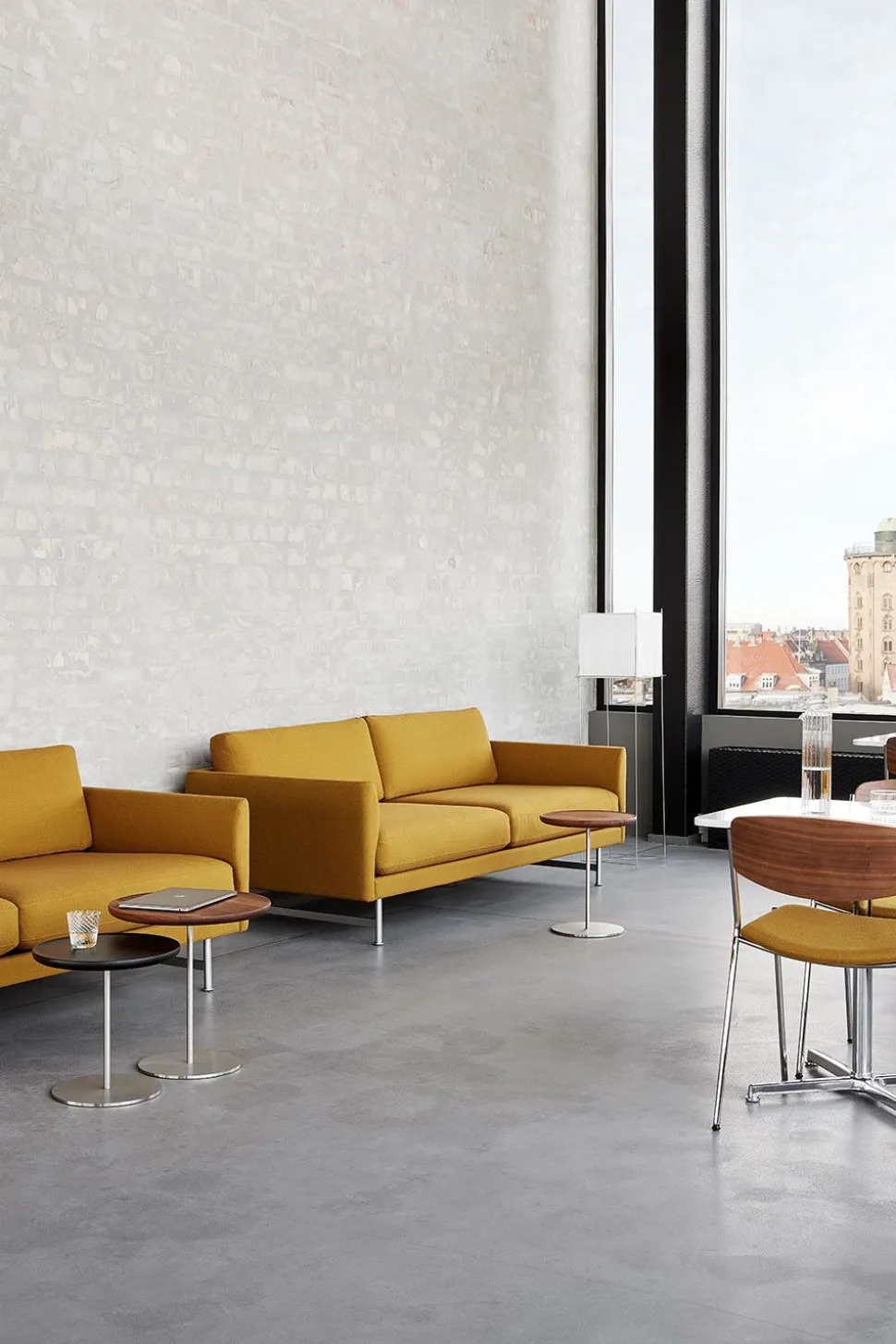 Calmo Sofa 80 5622 by Hugo Passos