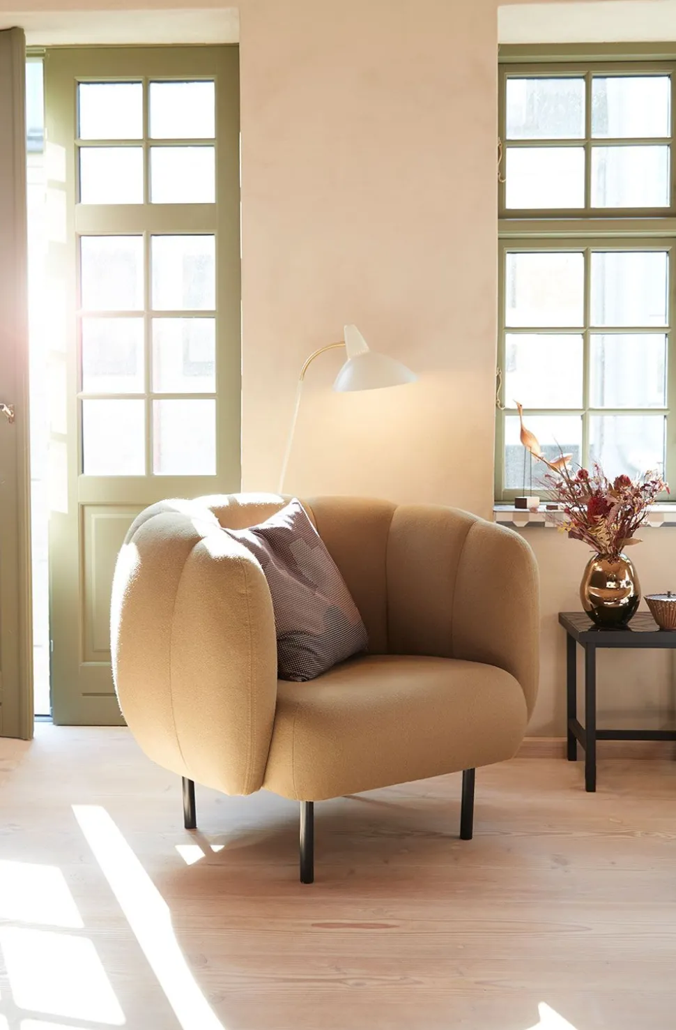 Cape Stitch Lounge Chair