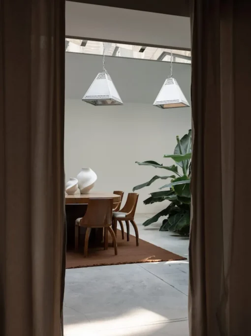 Caramic Pirout vase