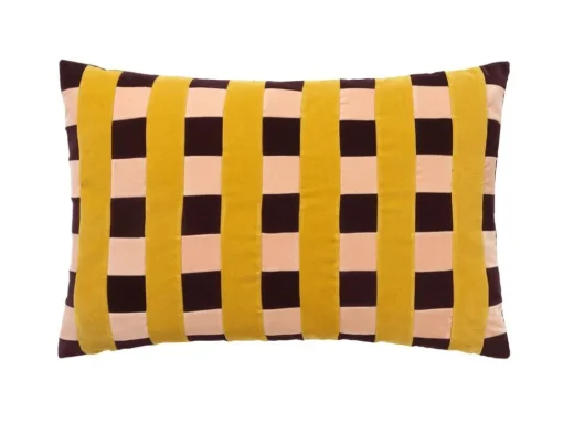 Carla Pillow