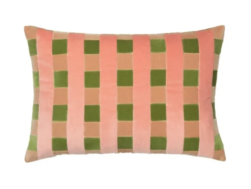 Carla Pillow