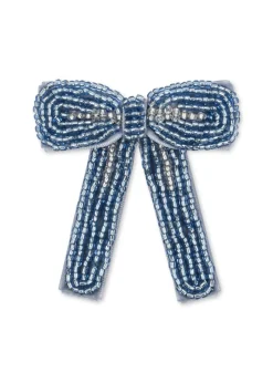 Celebration peal bow hair clip