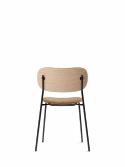 Co Chair / Black Base