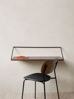 Co Chair / Black Base