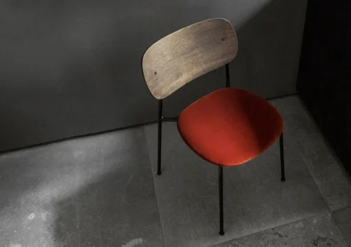 Co Chair / Black Base