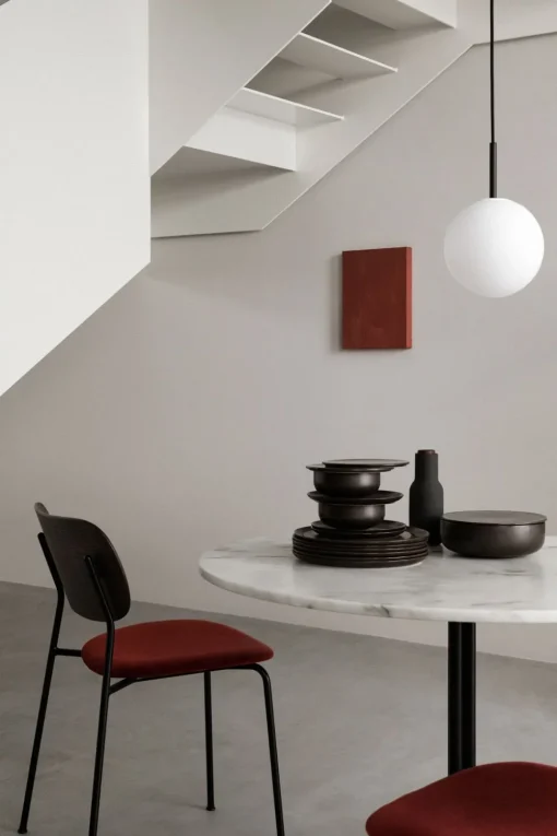 Co Chair / Black Base
