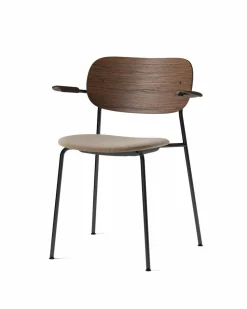 Co Chair w. Armrest / Black Base