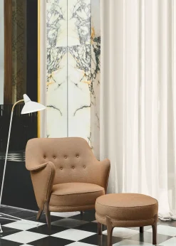 Cocktail Lounge Chair