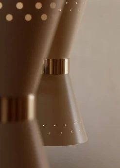 Collector, Chandelier 3