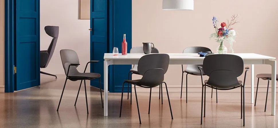 Combo chair w. armrests