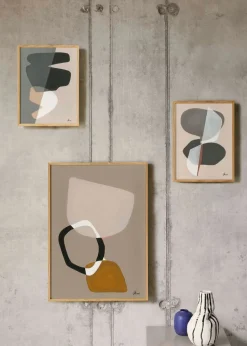 Composition by Mae Studio